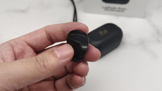 蓝牙耳机推荐：性价比之王让你爱不释手！z6尊龙网站用户一致好评！2025年(图5)